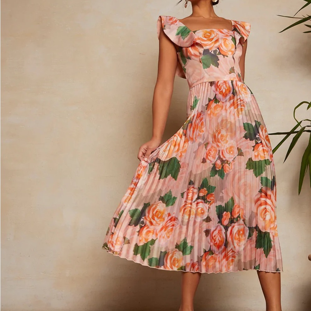 Chi Chi London Floral Print Midi Dress - Perfect for Spring/Summer - Size 4